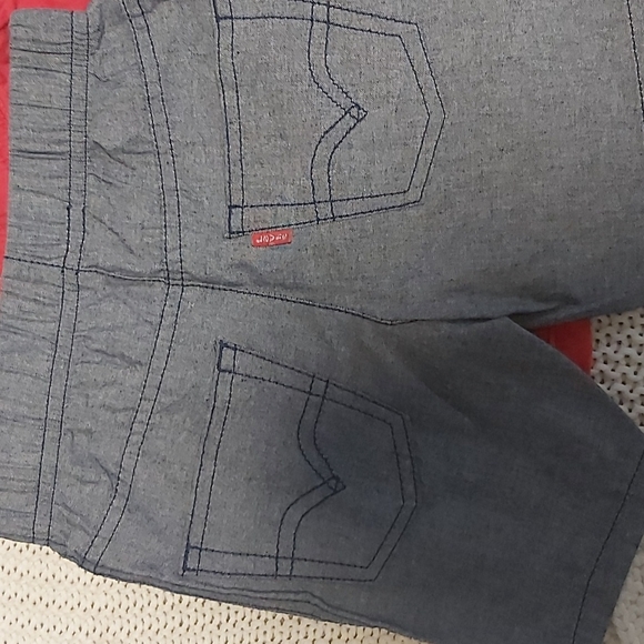 Boys shorts size 3-4 - Picture 4 of 12